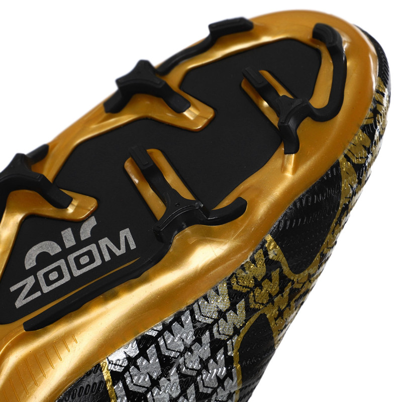 Бутси футбольні з носком ZOOM 220918B-4 розмір 40-45 чорний-золотий-срібний