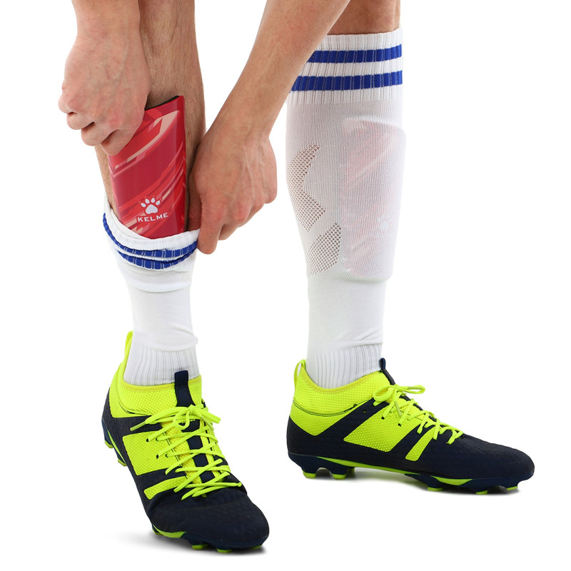 Щитки футбольні KELME 8101HJ5001-9602 S-M червоний