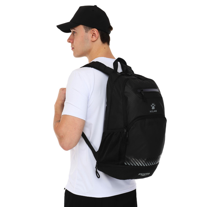 Рюкзак спортивний KELME SHOULDER 9876004-9055 чорний-білий