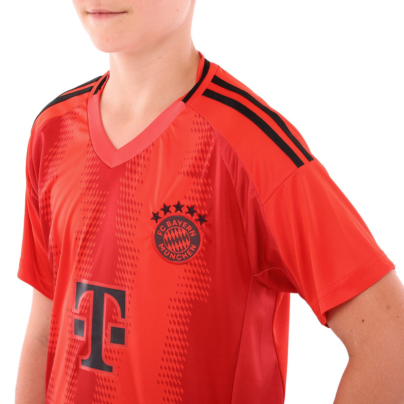 Форма футбольна дитяча із символікою футбольного клубу BAYERN MUNCHEN домашня 2025 SP-Sport CO-4732 20-28 червоний
