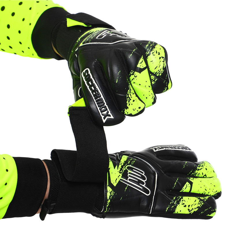 Рукавиці воротарські професійні із захистом пальців SOCCERMAX GK-4315 розмір 7-11 чорний-салатовий
