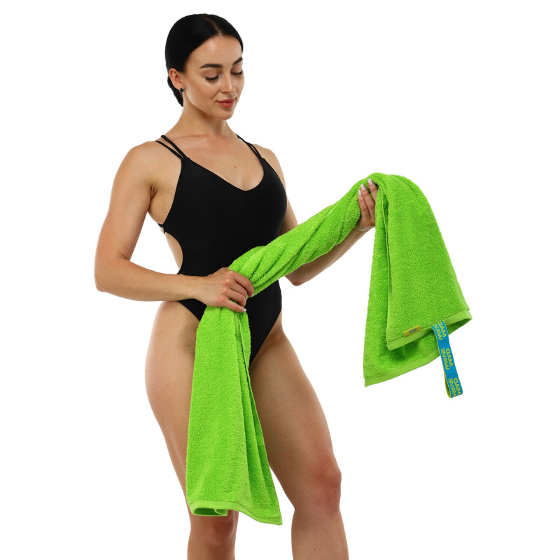 Рушник спортивний з мікрофібри MadWave COTTON SOFT TERRY M0762012 140х70см кольори в асортименті