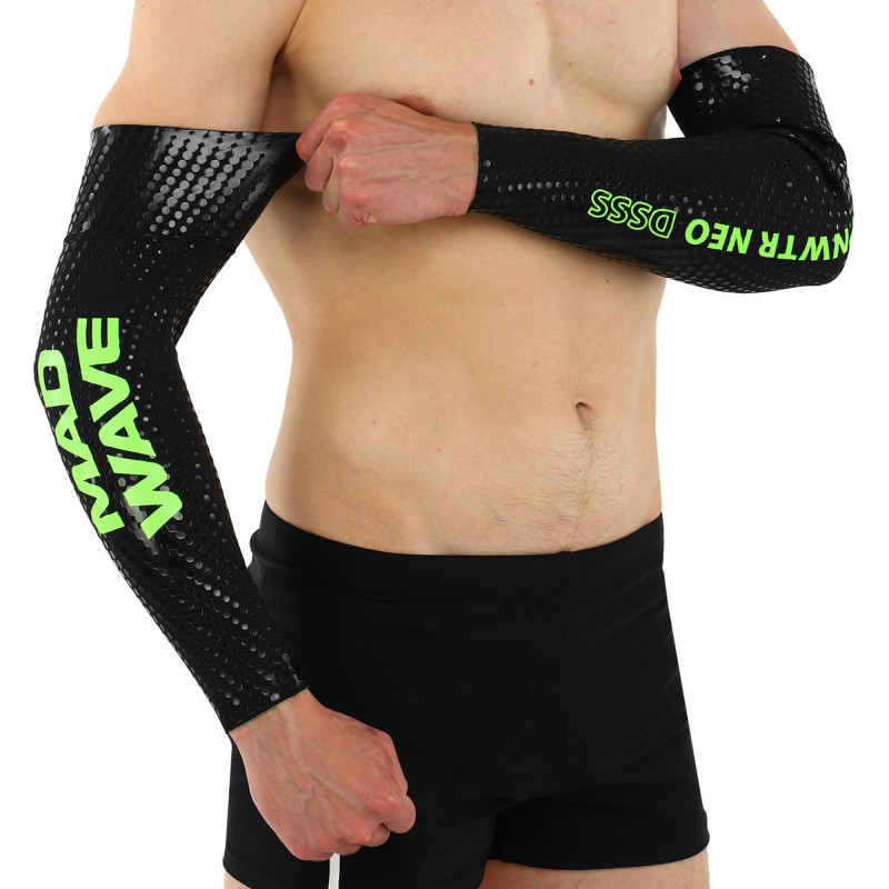 Рукави для плавання в холодній воді чоловічі MADWAVE DSSS M204203 розмір XS-XXL чорний