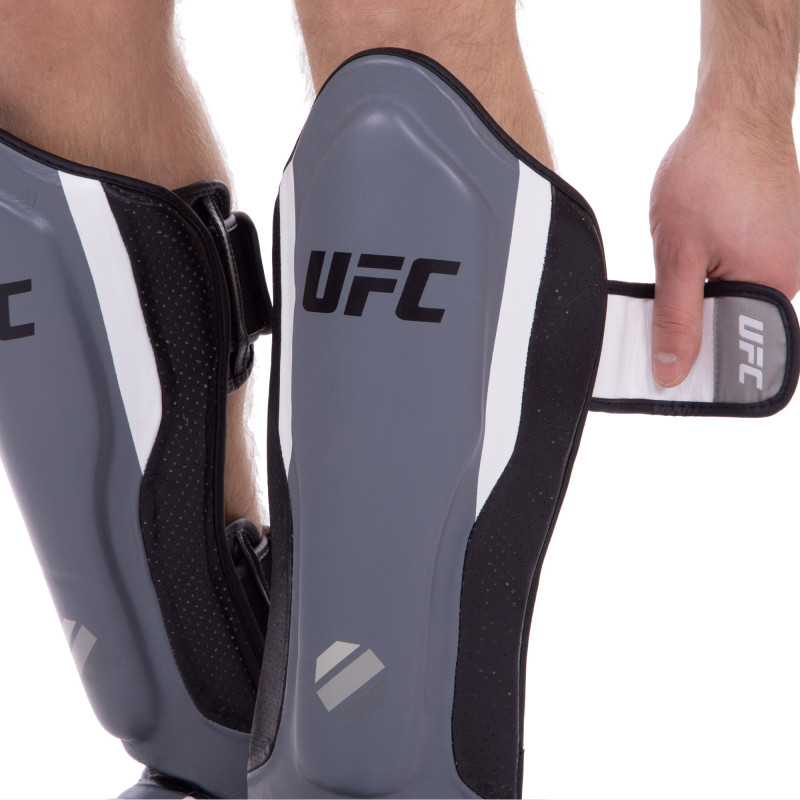 Захист гомілки та стопи Муай Тай, ММА, Кікбоксинг шкіряний UFC PRO Training UHK-69981 S-M срібний-чорний