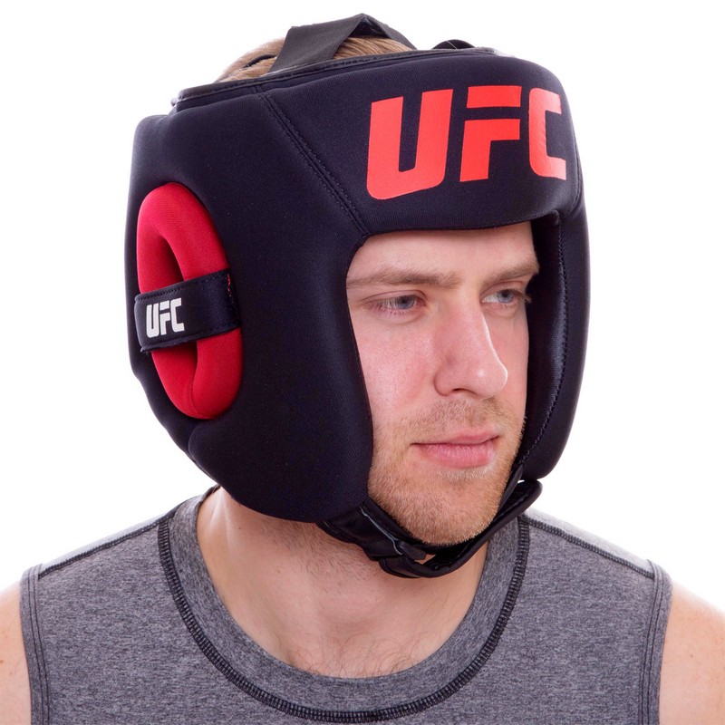 Шолом боксерський з повним захистом шкіряний UFC PRO UHK-75061 L-XL чорний