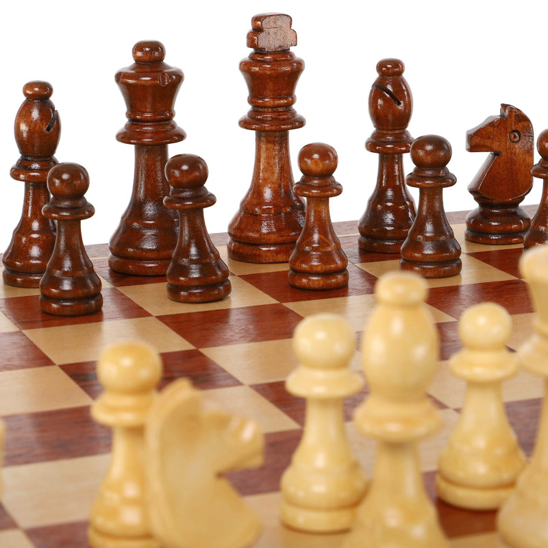 Шахи настільна гра дерев'яні Xinliye W5207 розмір 42x42х3 см