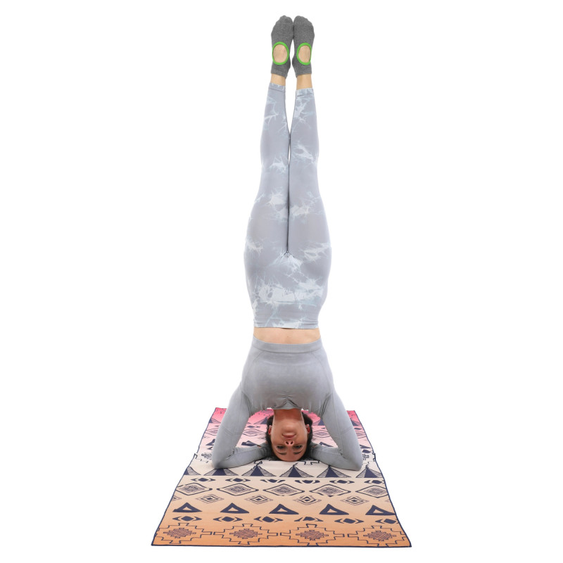 Килимок рушник для йоги з мікрофібри нековзний 4Monster YOGA TOWEL Y-YGT 186x75см кольори в асортименті